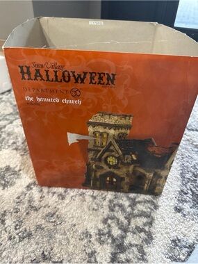 Dept 56 Halloween the Haunted Church